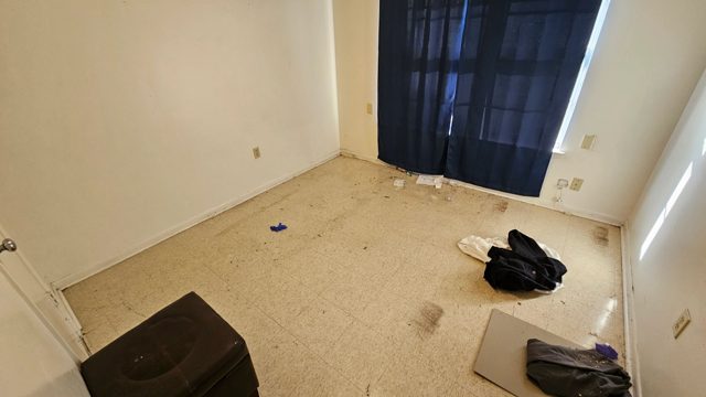 Room after furniture removal
